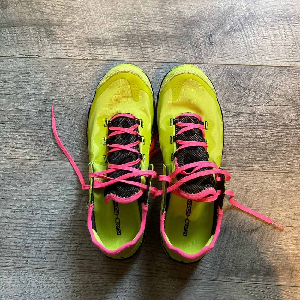 under armour 4d foam sneakers heatgear